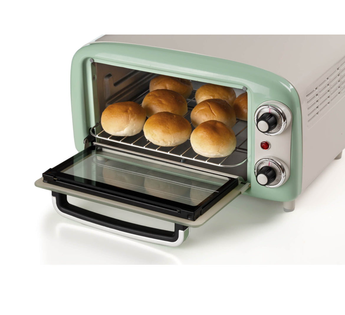 Forno Vintage Verde 10L
3919/04
Forno Elettrico Vintage 10 Litri, doppio vetro, timer impostabile fino a 60’, temperatura regolabile fino a 230°C.