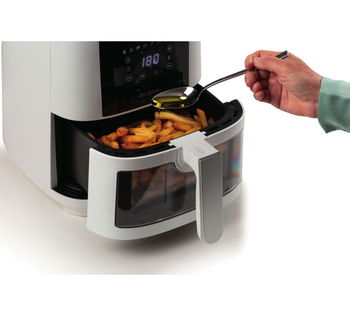 Friggitrice ad Aria 6L Bianco
4626/03
Per grandi quantità di fritto e tanta croccantezza. Adatta a fritture di pesce, carne, crocchette, patatine e alimenti impanati. 8 programmi preimpostati ideali per cene in famiglia e con amici. BPA Free