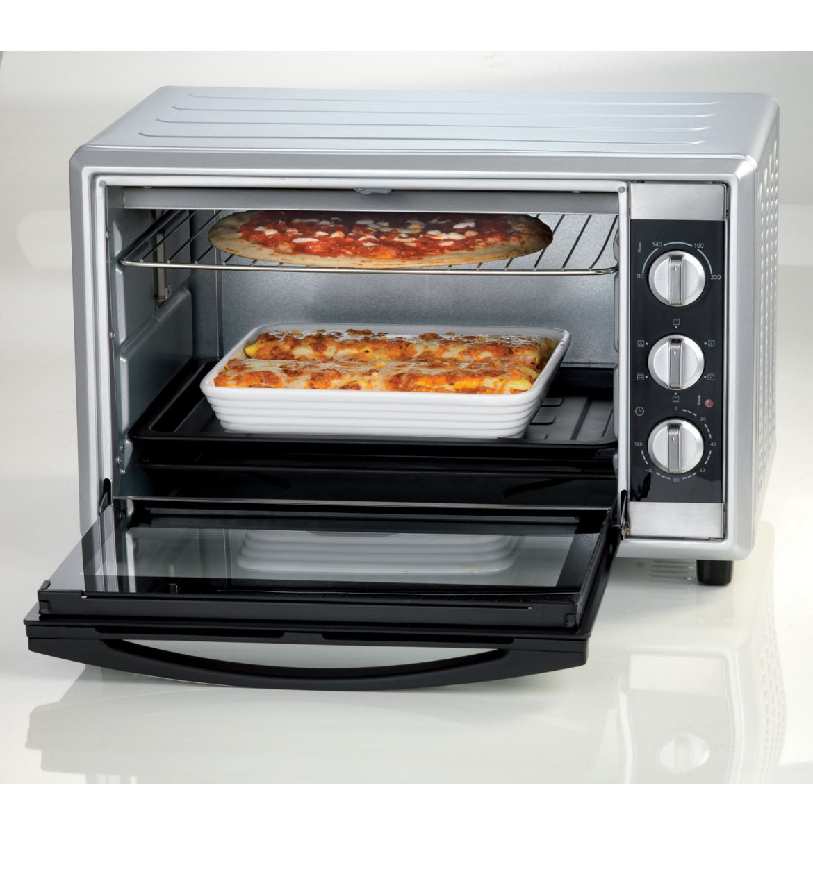 Bon Cuisine 560
0945/00
Forno elettrico con funzione ventilato e girarrosto. 6 posizioni di cottura. Timer fino a 120 minuti. temperatura massima 230°