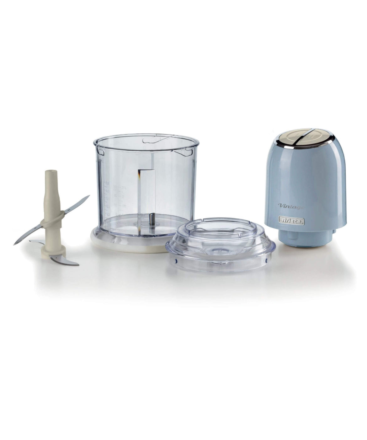 Vintage
Tritatutto Vintage Celeste
0438/05
Tritatutto a 2 velocità , 2 pulsanti e 4 lame in Acciaio Inox. Tritaverdure e Tritaghiaccio. Tazza graduata da 600ml