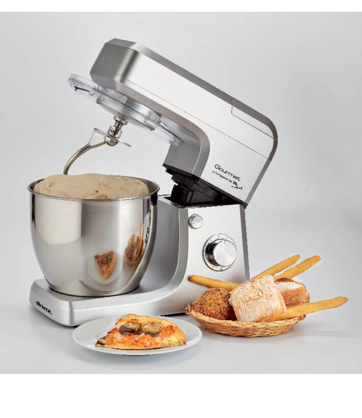 Gourmet Professional 7L Metal
1598/10
Impastatrice con Frullatore Planetaria 7 litri di capacità. Completa di accessori frusta elettrica per montare e gancio per impastare