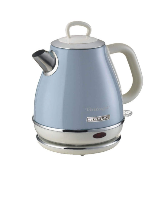 Vintage
Bollitore 1 Litro Vintage Celeste
2868/05
Bolle 1 Litro di acqua in pochi istanti per tè, infusi e tisane. Base cordless 360°. Autospegnimento. Celeste