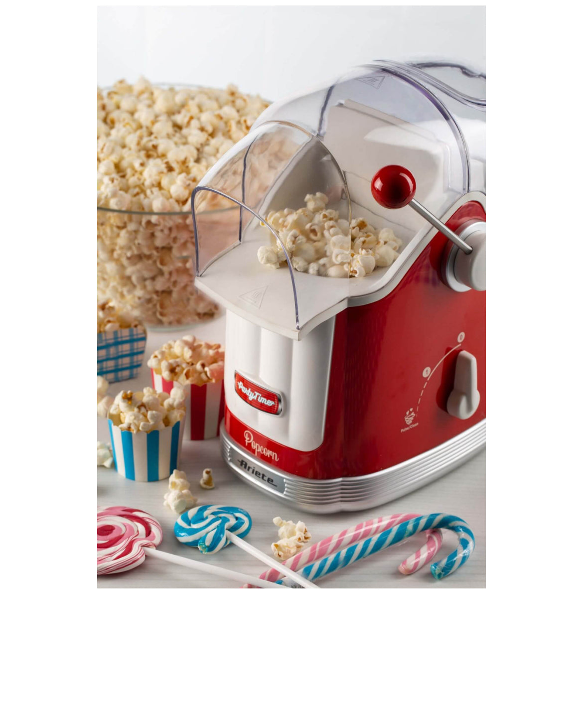 Pop Corn Maker Party Time Rosso
2958/00
Macchina per fare pop corn croccanti, naturali e senza utilizzo di grassi in soli 3 minuti. 1100W. Serbatoio da 600g con leva per dosare 50g alla volta. Rosso.
