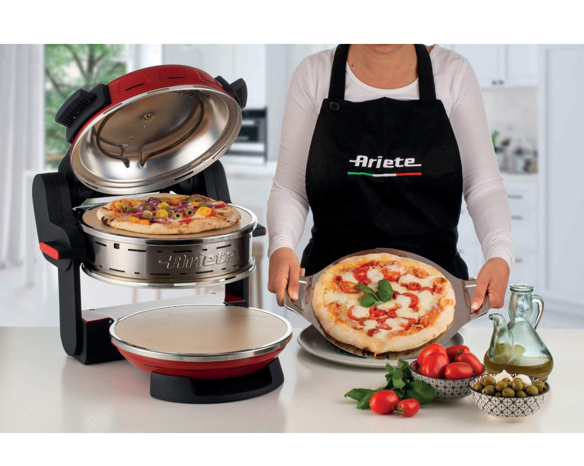 Pizzeria Ariete Rosso
0927/00
Forno elettrico per 2 pizze con 2 pietre refrattarie di 32 cm di diametro con trattamento antiaderente. 2 termostati separati. 5 livelli di cottura. Temperatura massima 400°. Ideale per cuocere 2 pizze contemporaneamente. Pro