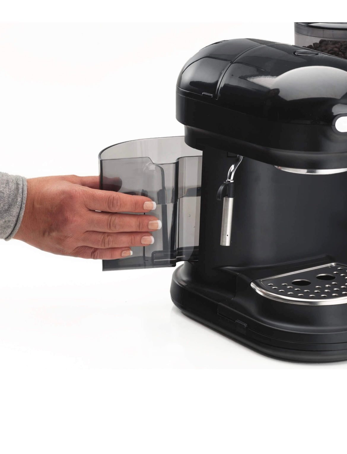 Macchina da caffè espresso con macinacaffè Moderna Nero
1318/02
Macinacaffè con erogatore. Filtro per 1 o 2 tazze.15 bar pressione. Autospegnimento. Cappuccinatore. Nero