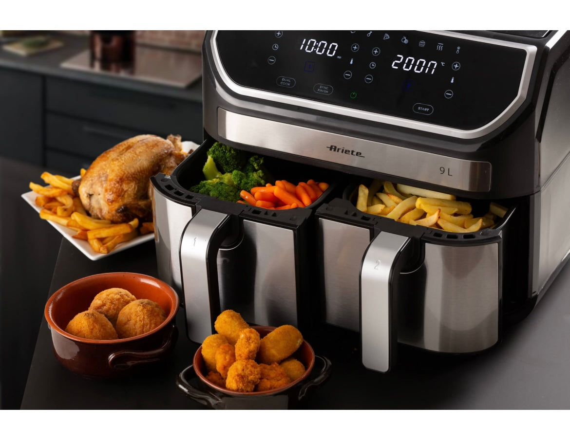 Friggitrice ad aria 9L
4625/00
Per grandi quantità di fritto e tanta croccantezza. Adatta a fritture di pesce, carne, crocchette, patatine e alimenti impanati. 11 programmi preimpostati ideali per cene in famiglia e con amici. BPA Free