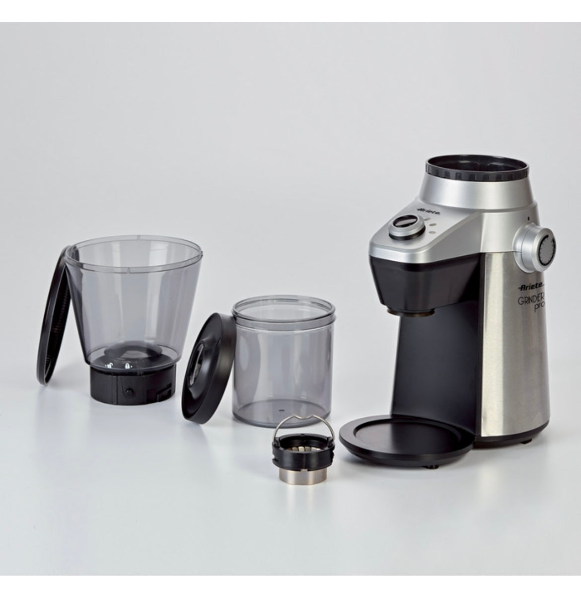 Grinder Pro
3017/00
Macinacaffè per espresso e caffè americano. 15 livelli di macinatura per alte performance