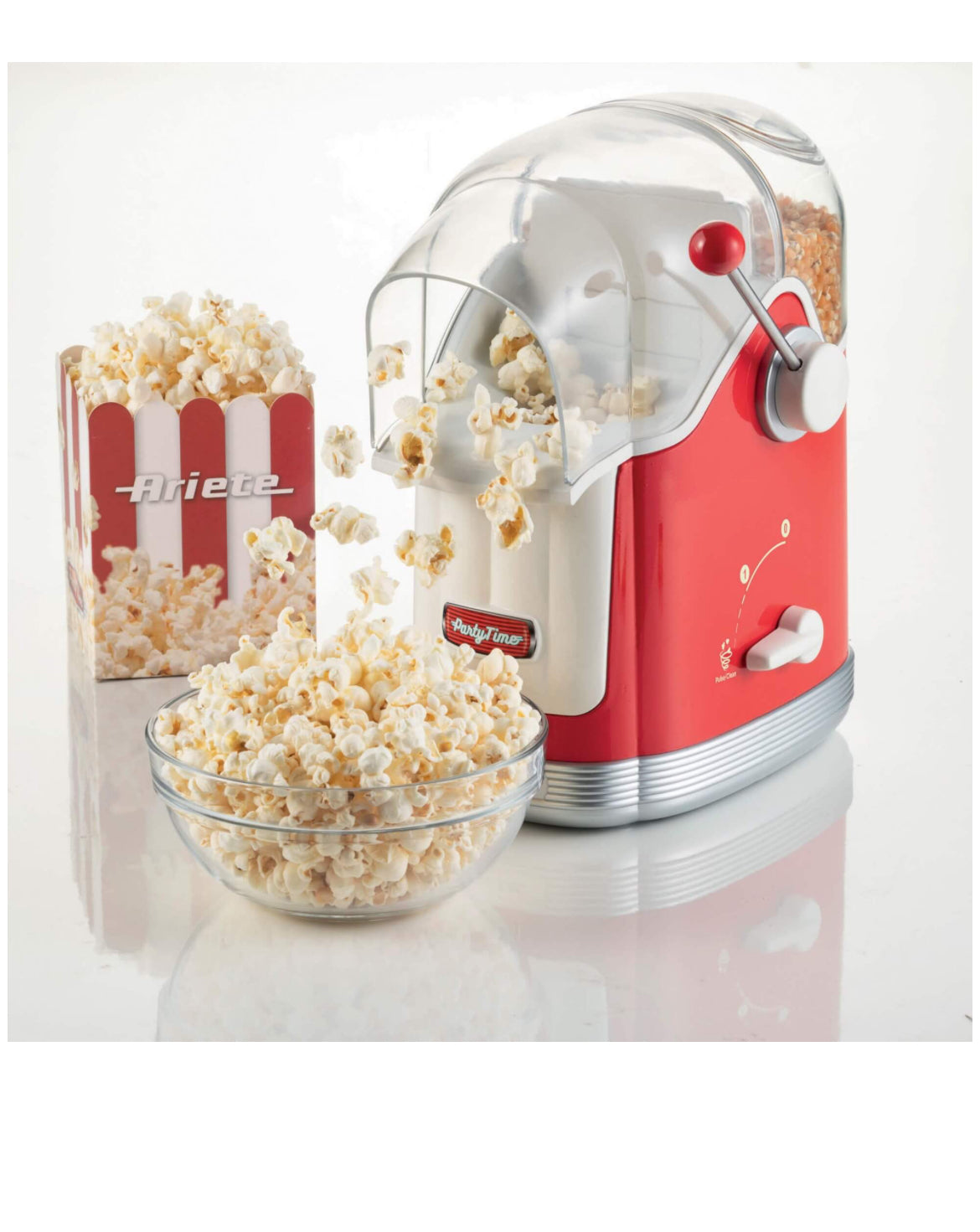 Pop Corn Maker Party Time Rosso
2958/00
Macchina per fare pop corn croccanti, naturali e senza utilizzo di grassi in soli 3 minuti. 1100W. Serbatoio da 600g con leva per dosare 50g alla volta. Rosso.