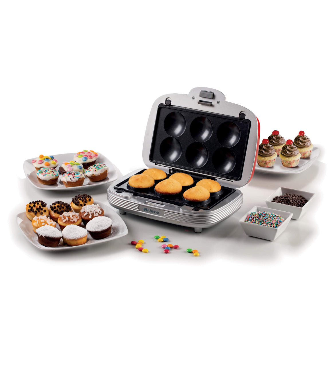 Sandwiches & Cookies Party Time Rosso
1972/00
Piastra Elettrica Multifunzione per muffin, donuts e sandwiches, con design unico degli American Diner anni ‘50. Ideale per preparare merende dolci e salate con allegria. Let’s party con Party Time Ariete!
Ro