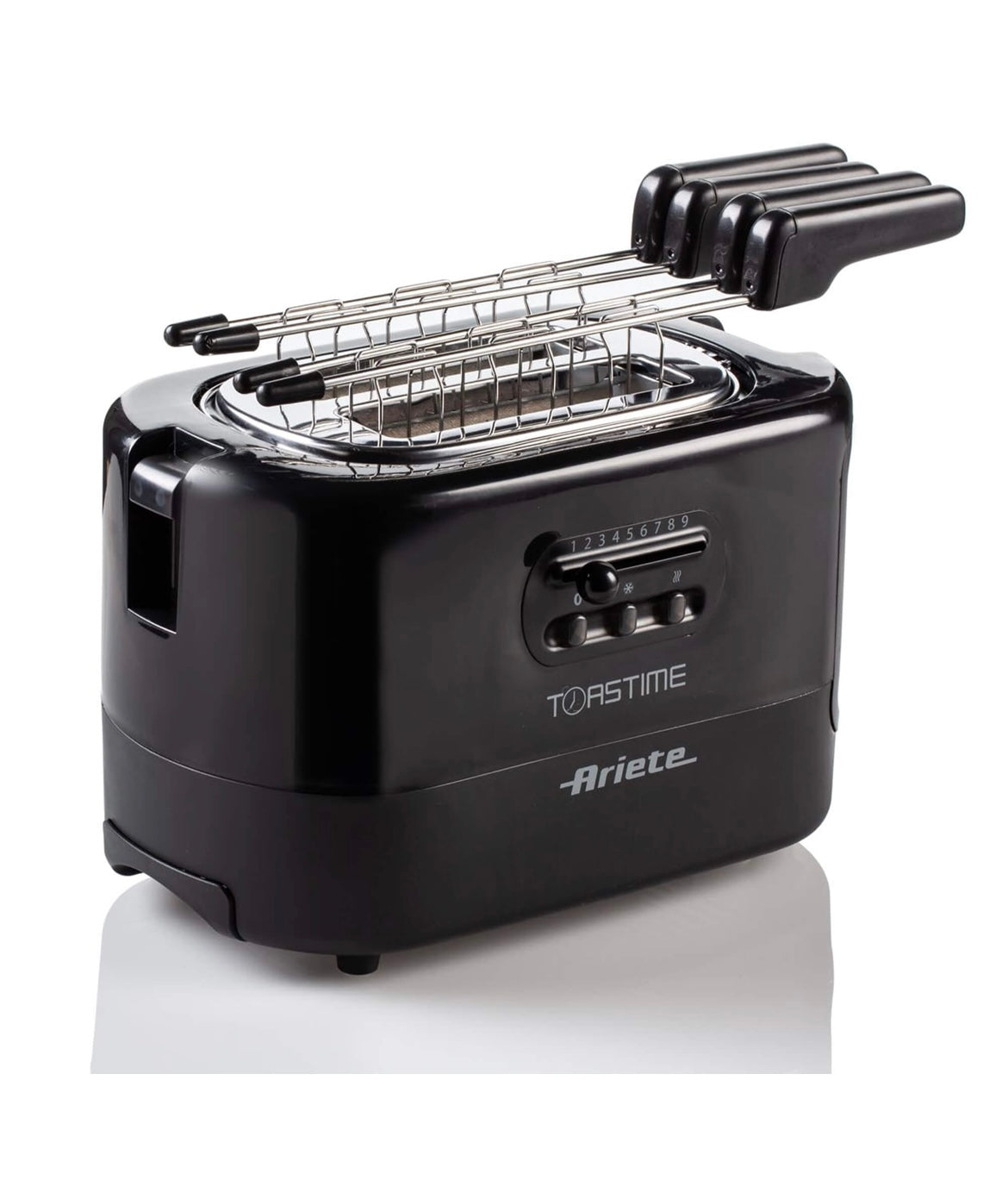 Toastime Nero
0159/02
Tostapane nero con pinze. 2 fette di pane. 9 livelli di doratura. Potenza 700 W.