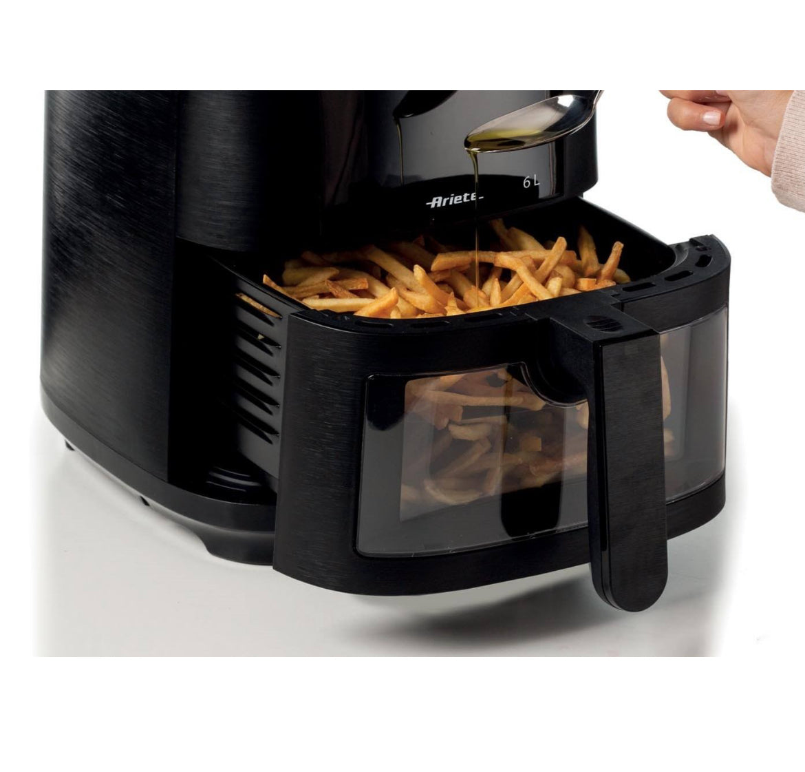 Friggitrice ad Aria 6L
4626/00
Per grandi quantità di fritto e tanta croccantezza. Adatta a fritture di pesce, carne, crocchette, patatine e alimenti impanati. 8 programmi preimpostati ideali per cene in famiglia e con amici. BPA Free