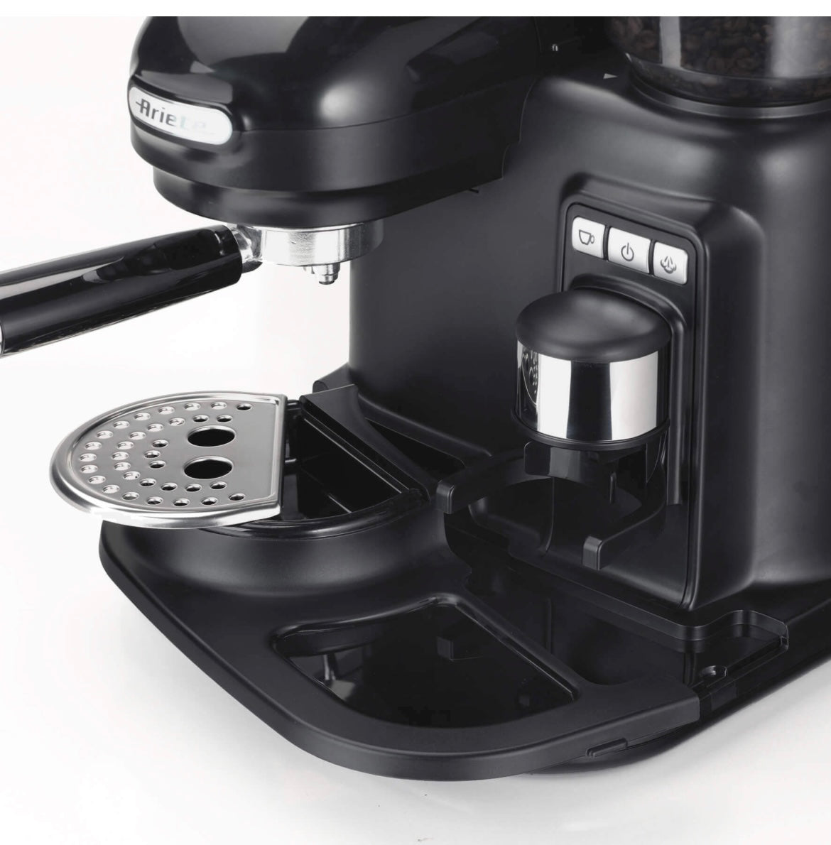 Macchina da caffè espresso con macinacaffè Moderna Nero
1318/02
Macinacaffè con erogatore. Filtro per 1 o 2 tazze.15 bar pressione. Autospegnimento. Cappuccinatore. Nero