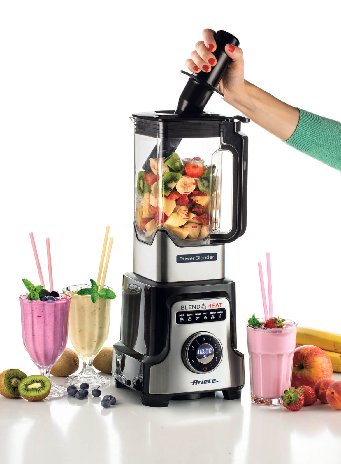 Blend & Heat
0578/00
Power blender multifunzione ad elevate performance in Acciaio Inox. Funzione Soup per frullare e scaldare contemporaneamente. 6 Lame Acciaio Inox e 10 Programmi preimpostati. Tazza da 2 Litri. Doppio sistema di sicurezza EK1