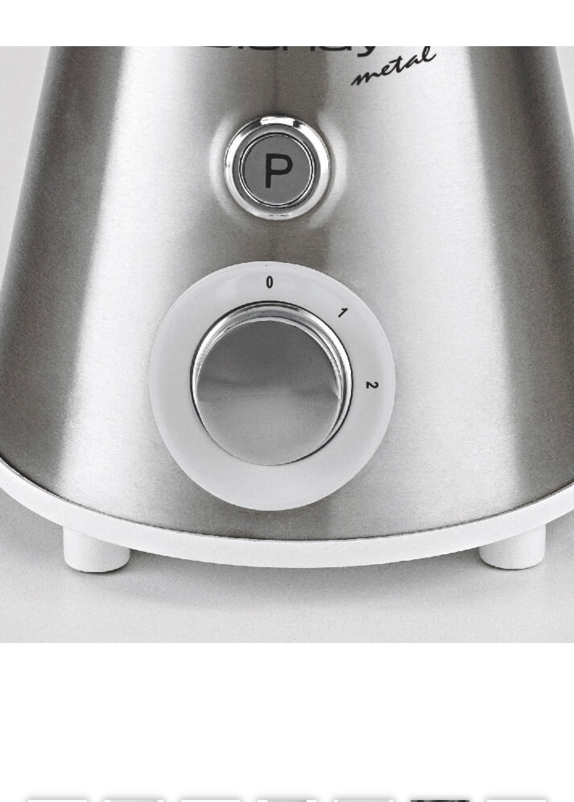 Blendy Metal
0561/00
Dotato di lame in acciaio inox. Capacità tazza in vetro 800 ml. Potenza 300W. 2 velocità + Pulse.