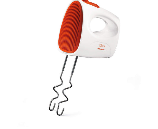 Mixy Orange
1541/00
Varie funzioni. Miglior omogeneità dei prodotti e tempi di lavorazione ridotti. 250 W. 5 velocità + Funzione Turbo con fruste elettriche per montare e impastare.