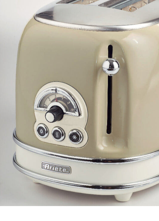 Tostapane 2 fette Vintage Beige
0155/03
6 livelli di doratura. Utilizzo con pinze e senza pinze. Espulsione automatica delle fette. Corpo in metallo e pareti fredde. Tosta, riscalda e scongela. Beige
