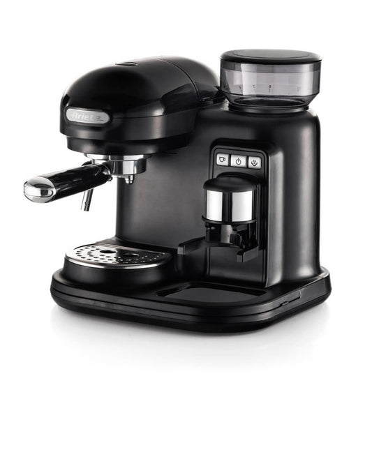 Macchina da caffè espresso con macinacaffè Moderna Nero
1318/02
Macinacaffè con erogatore. Filtro per 1 o 2 tazze.15 bar pressione. Autospegnimento. Cappuccinatore. Nero