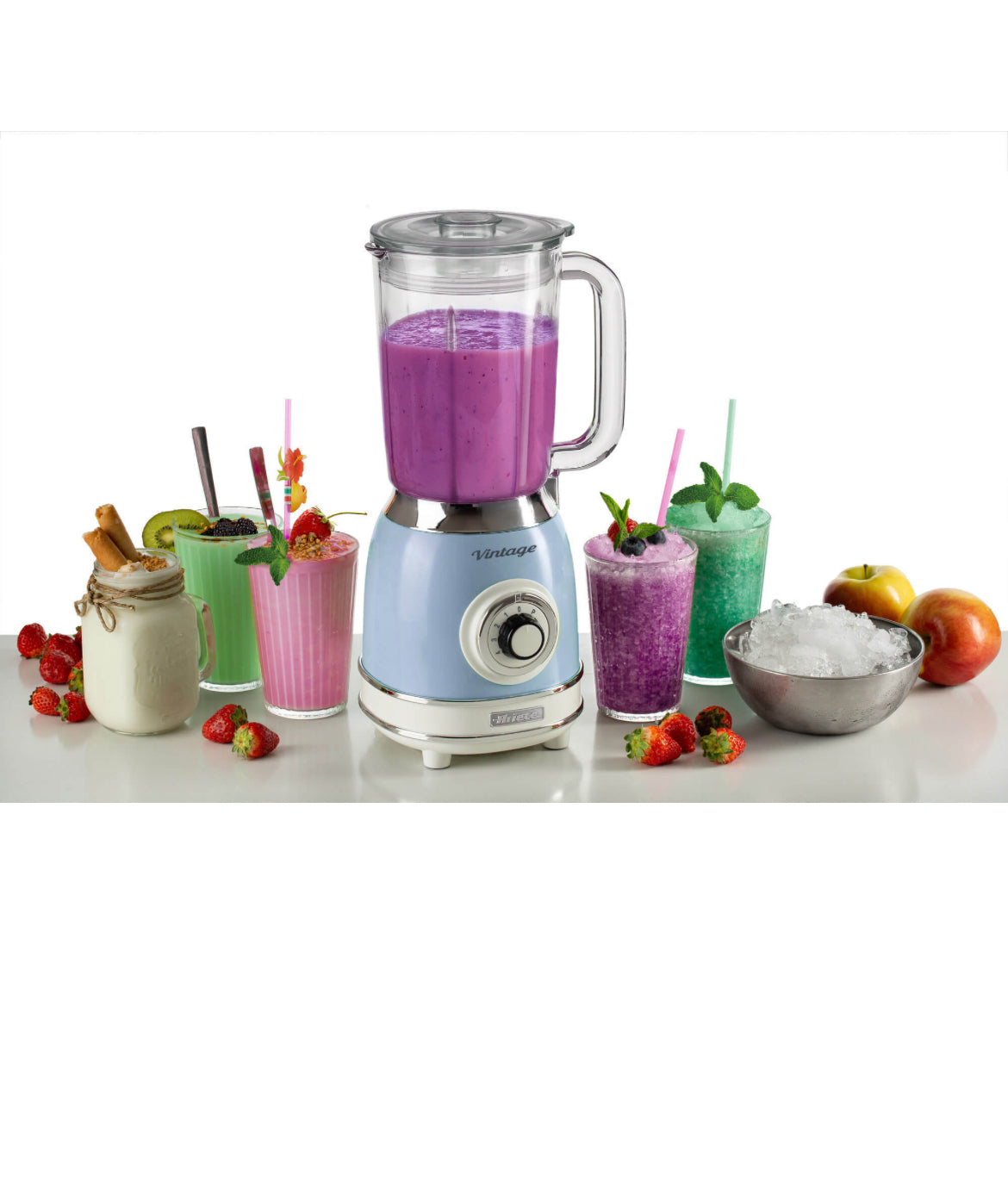 Frullatore con Tazza in Vetro Vintage Celeste
0583/05
Tazza in vetro da 1,5 Litri. 4 Velocità + Pulse con funzione tritaghiaccio. 4 Lame in Acciaio Inox.