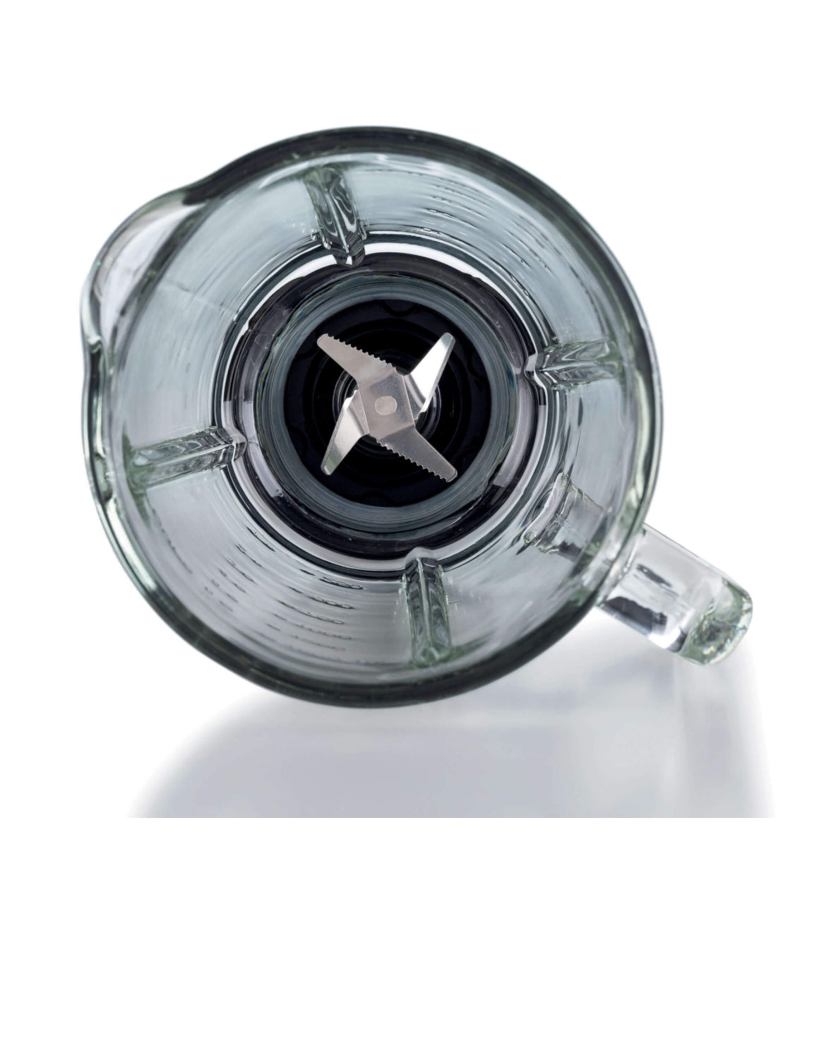 Frullatore Bianco Moderna
0585/01
Per cocktails, frappè, smoothies e salse. 4 velocità di preparazione, tazza in vetro graduata, 4 lame in acciaio inox super resistenti e funzione Pulse. Bianco