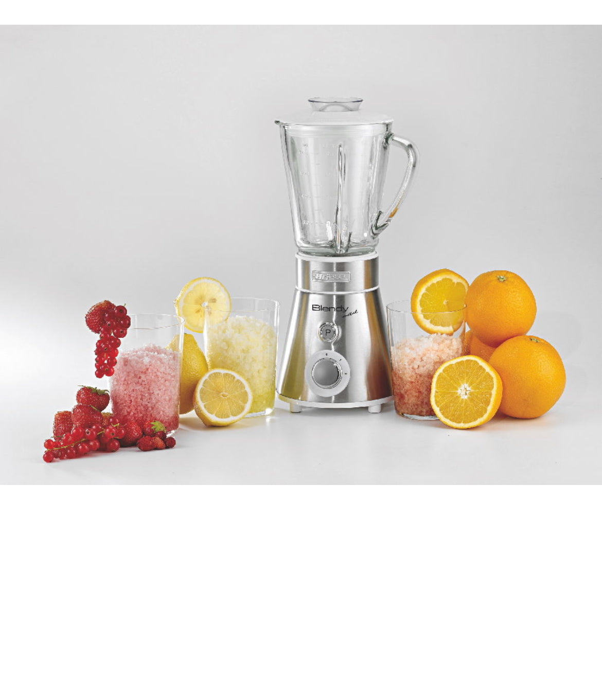 Blendy Metal
0561/00
Dotato di lame in acciaio inox. Capacità tazza in vetro 800 ml. Potenza 300W. 2 velocità + Pulse.