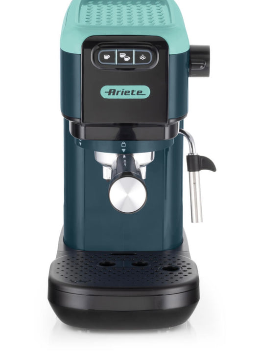 Macchina da caffè espresso Light Aquamarine
1399/17
Macchina dal design super slim, 14 cm di larghezza, per caffè, cappuccini, tè e tisane. Compatibile con caffè in polvere e cialde ESE. Verde