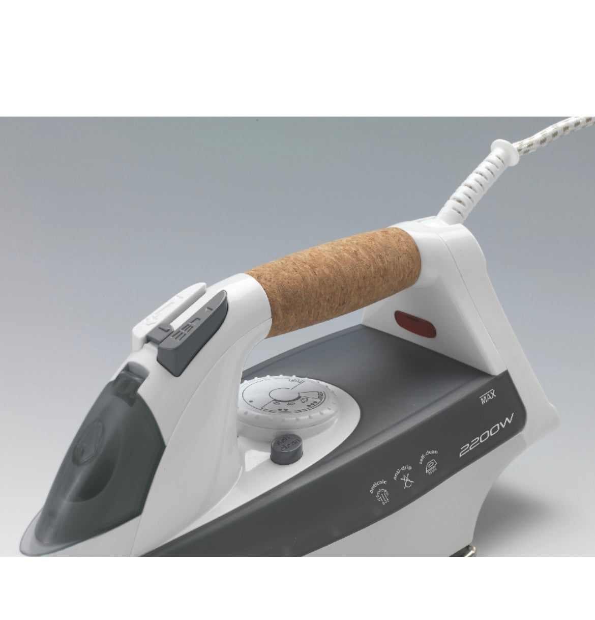 FERRO DA STIRO PROFESSIONALE CON 3 FUNZIONI Steam Iron 2200W
6232/00