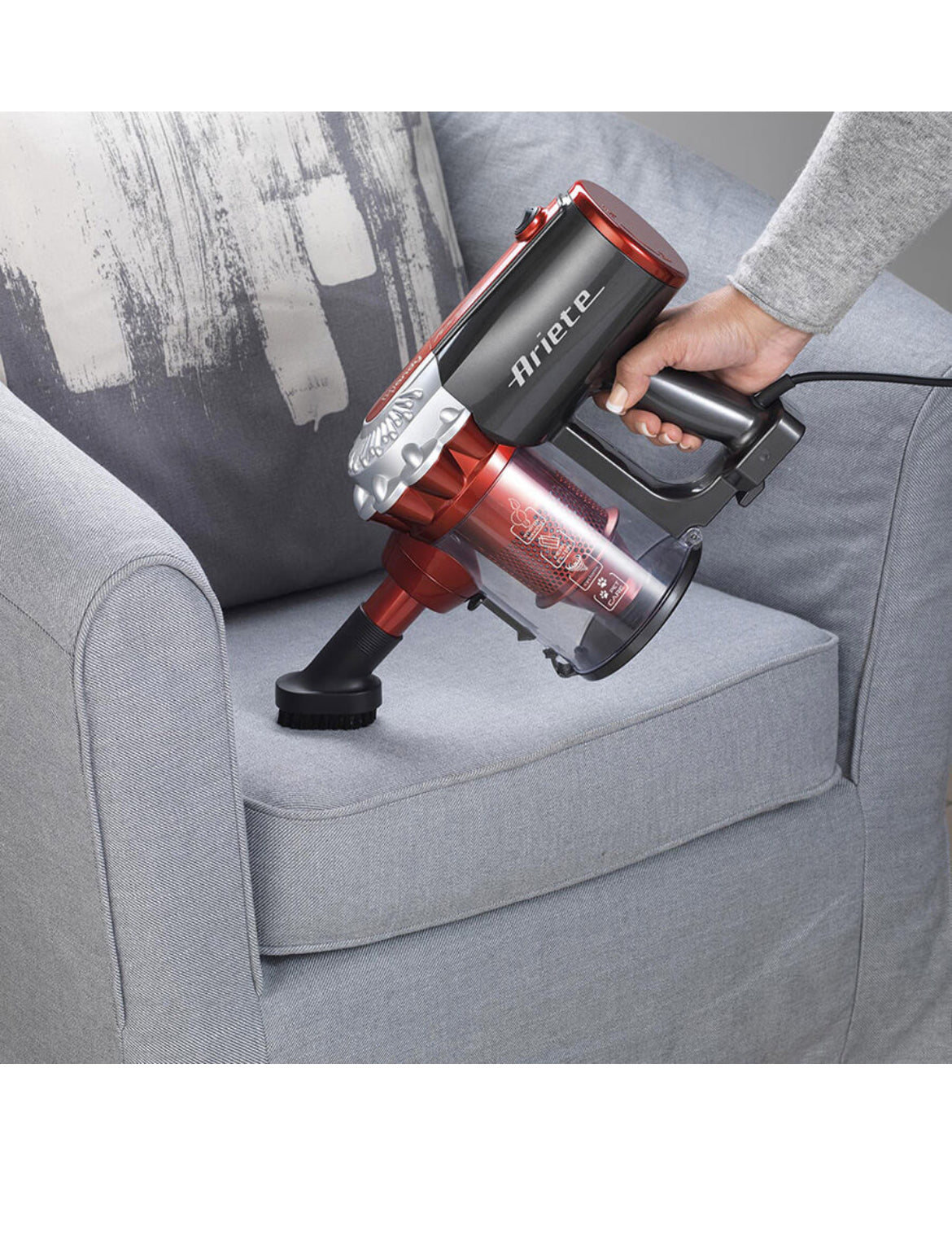 Handy Force
2761/10
Scopa elettrica con filo + aspirabriciole. Funzione 2in1. Serbatoio 0,6L e tecnologia ciclonica. Filtro Hepa.