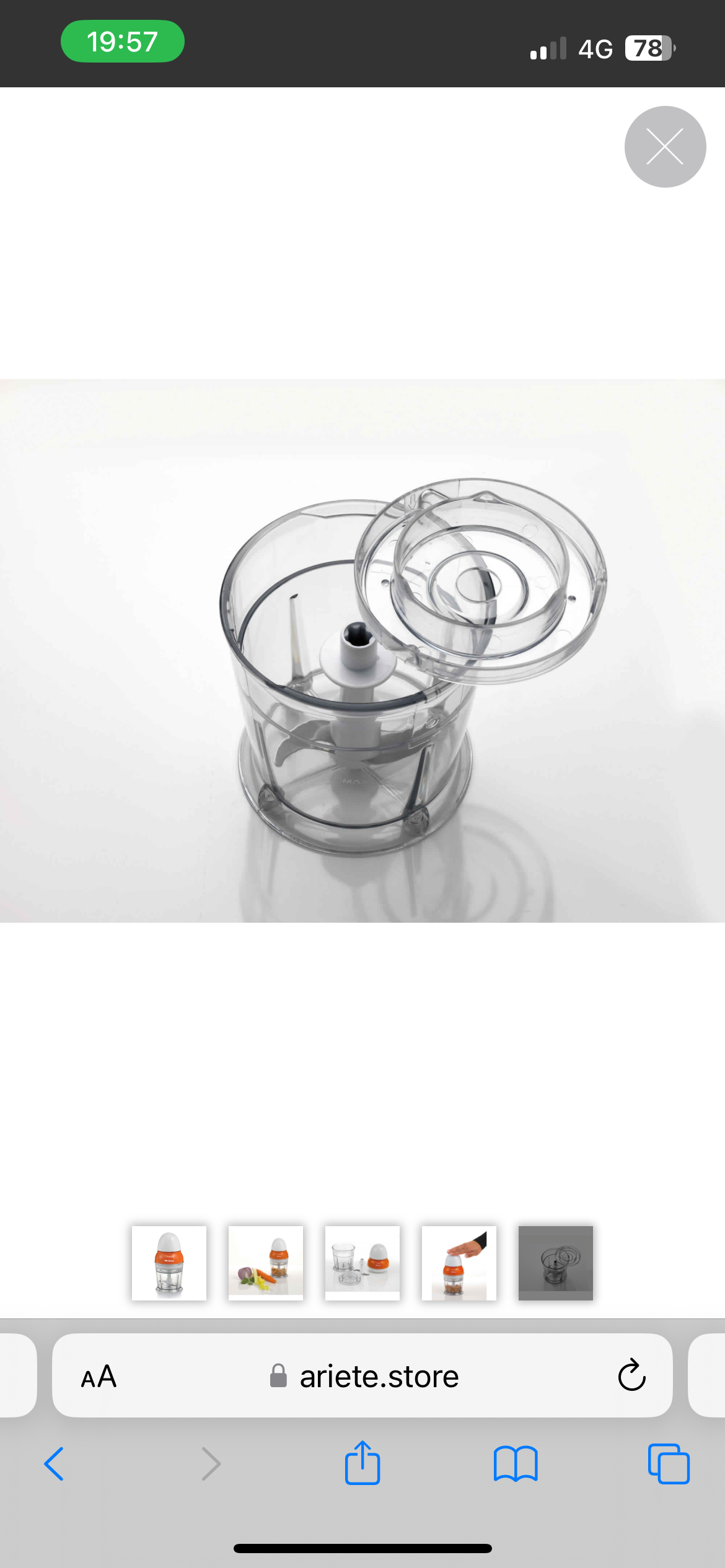 Choppy
1836/00
Tritatutto da 250 ml con lame in acciaio inox. Coperchio di sicurezza, facile da smontare e lavabile